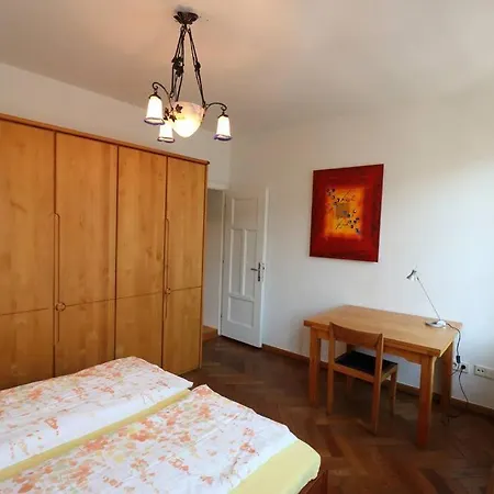 Altbautraum Am Gaertnerplatz 120 M2 * Munich
