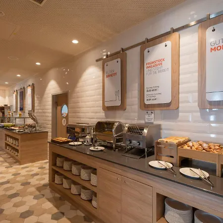 Express - East By Ihg Hotel