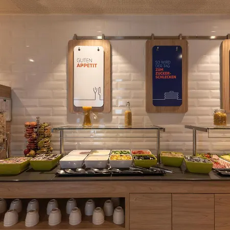 Express - East By Ihg 3* Monachium
