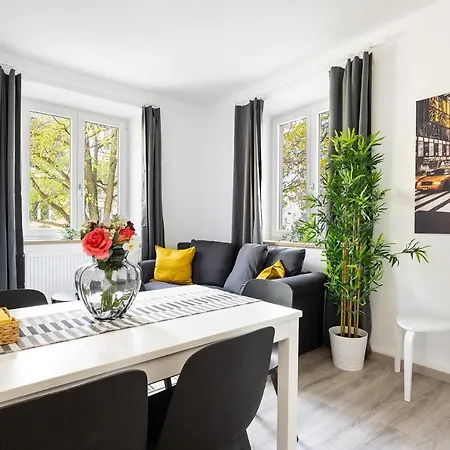 An Der Theresienwiese Apartment *