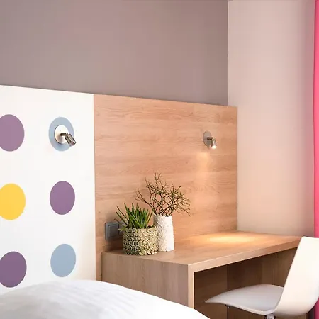 1st Creatif Elephant 3* Munich