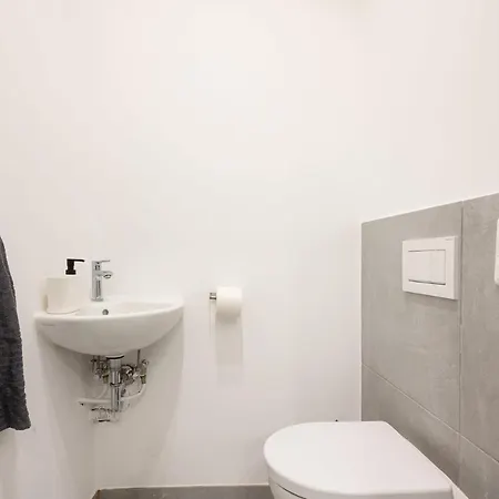 Wiesen Living - For Up To Twelve People Apartment Munich