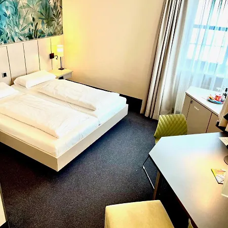 Schiller Hotel