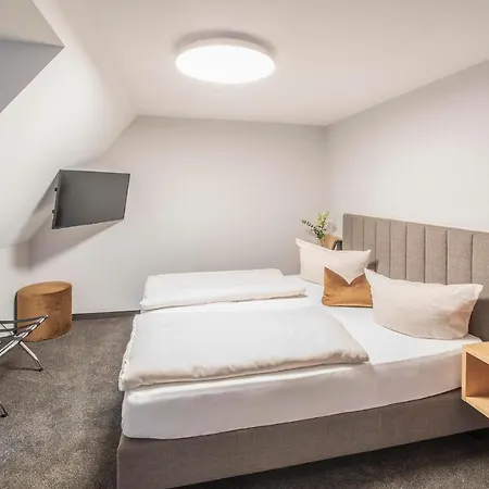 Langwieder 3* München