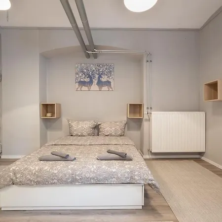 Appartement - 2 Bedroom With Great Kitchen *