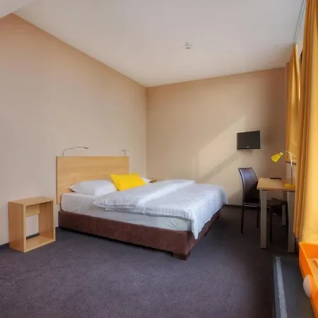 Hotel Muenchen-moosach