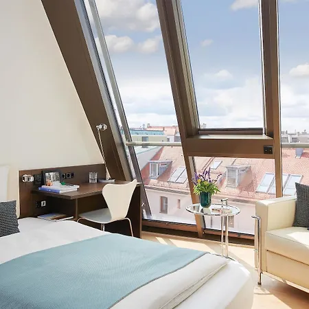 Living Viktualienmarkt Hotel 4*