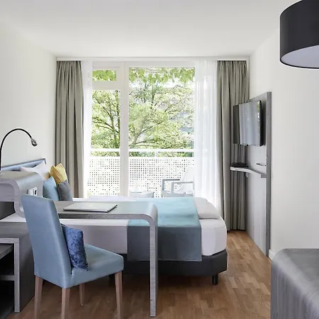 Apart Otel Living Am Olympiapark 3*