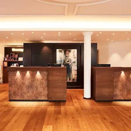 Prinzregent Messe Hotell 4*