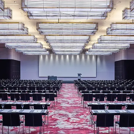 Sofitel Bayerpost 5* Münih