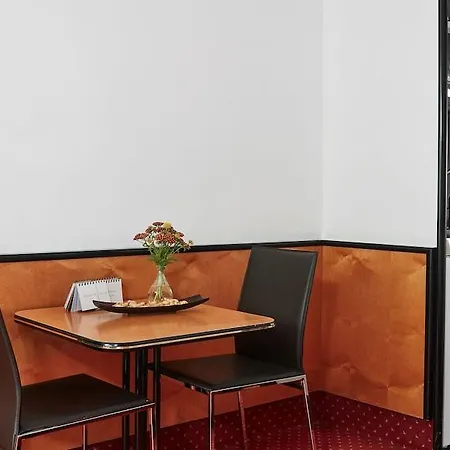 Aparthotel Living Am Deutschen Museum 3*