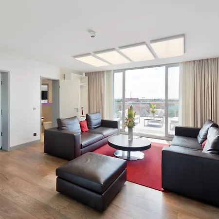 Lägenhetshotell Koos Hotel&apartments - 4*