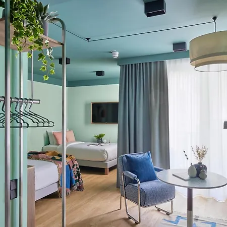 Schwan Locke Hotel 4*