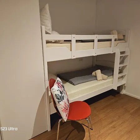Hostel Estelada Boarding Berg Am Laim Munich
