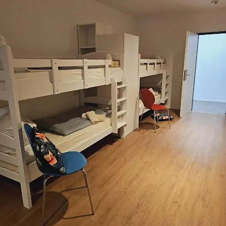 Estelada Boarding Berg Am Laim Albergue *
