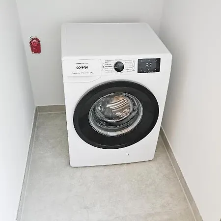 Apartment Luxus Dachgeschoss 80m² *