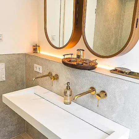 Luxus Neubau 65m² City Wohnung: R * München