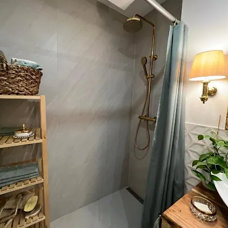 Homestay Kleiner Balkon In West