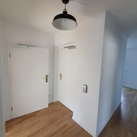 Apartment Exklusive Neubau Dachterrassenwohnung Mit Wohnungslift In Vierfamilienvilla