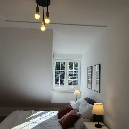Exklusive Neubau Dachterrassenwohnung Mit Wohnungslift In Vierfamilienvilla Apartment Munich