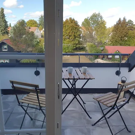Exklusive Neubau Dachterrassenwohnung Mit Wohnungslift In Vierfamilienvilla *