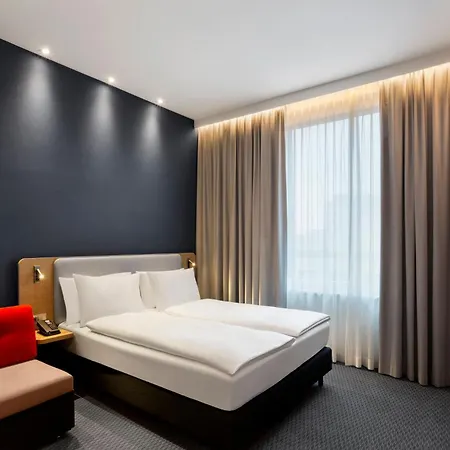 Express West By Ihg 3* Monachium
