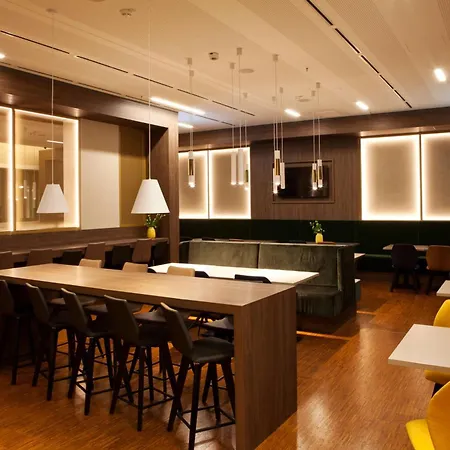 Hampton By Hilton Center East 3* München