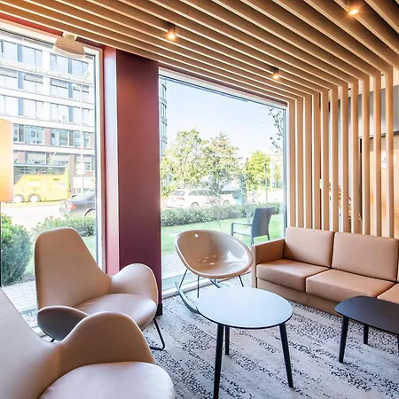 City-west Hotel 3*