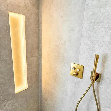 Luxus Neubau 65m2 - L *