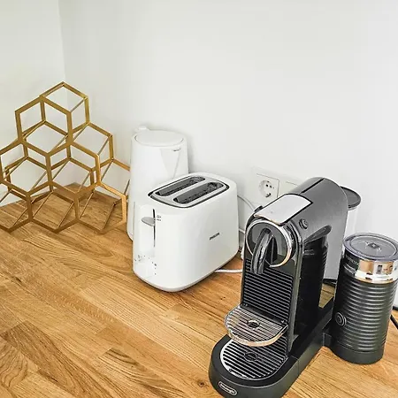 Luxus Neubau 65m2 - L
