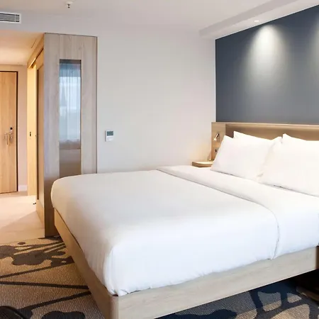 Hampton By Hilton Center East Hotel München