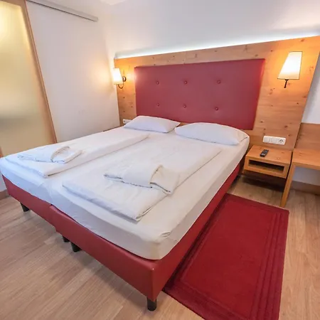 Eder Hotel 3*