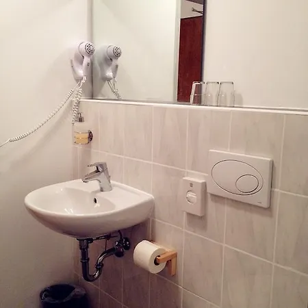 New Fair Messe Hotel 2*