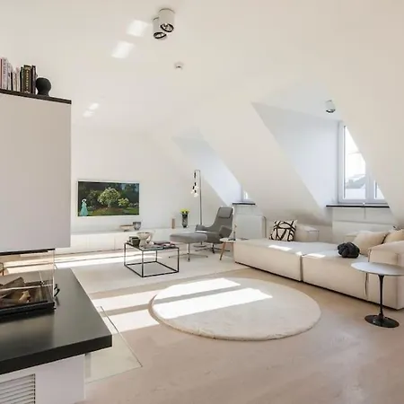 Hemingway Penthouse With Fireplace/chimney Apartment *