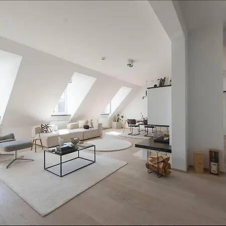 Apartment Hemingway Penthouse With Fireplace/chimney *