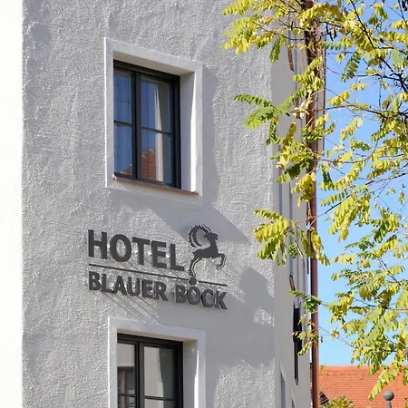 Hotel Blauer Bock 3*