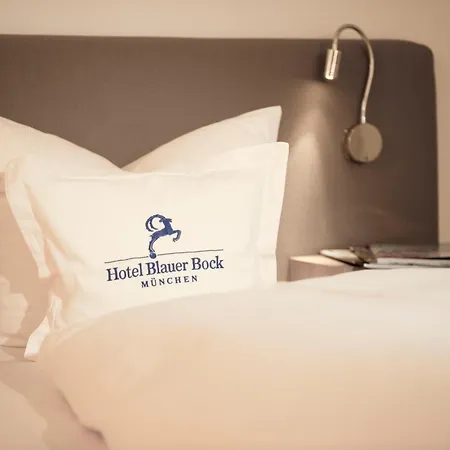 Hotel Blauer Bock 3*