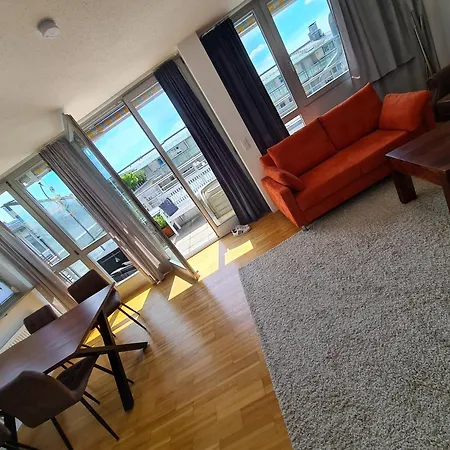 Appartement Ridler Theresienwiese, Parking & Rooftop Terraces 2