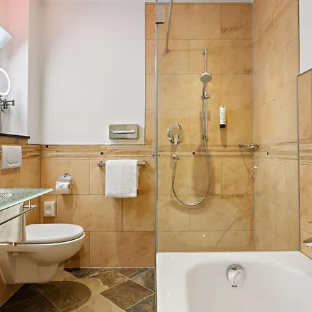 Hotel Deutsche Eiche 3*