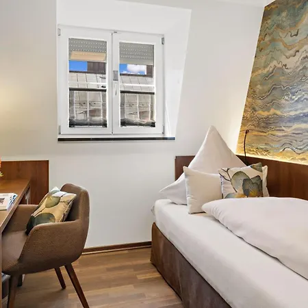 Deutsche Eiche Hotel 3*