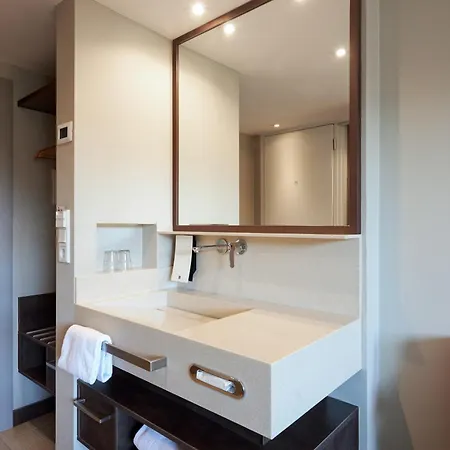 Gio Hotel 4*