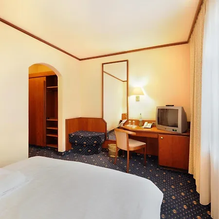 Ambassador Parkhotel 3* Μόναχο