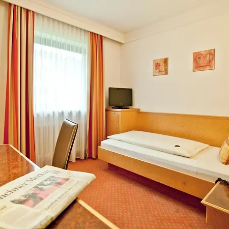 Wuermtaler Gaestehaus Hotell Gräfelfing