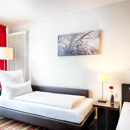 Leonardo West 4* Munich