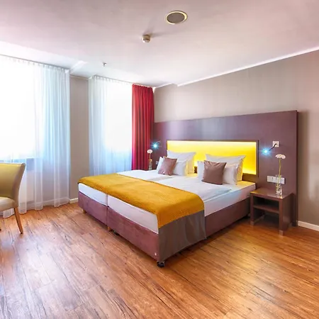 Leonardo Center Hotel 4*