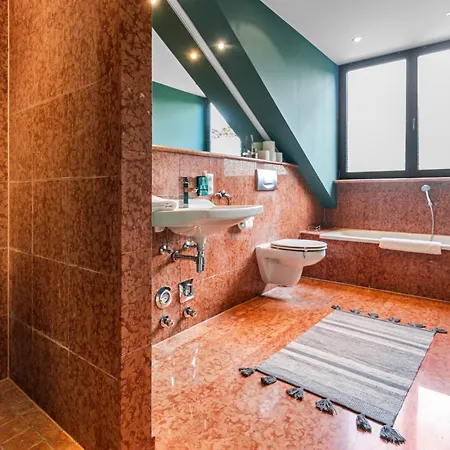 Flatista Homes - Penthouse With Rooftop Gym Apartament *
