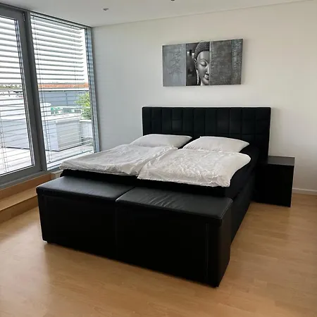 Exposky Homestay Munich
