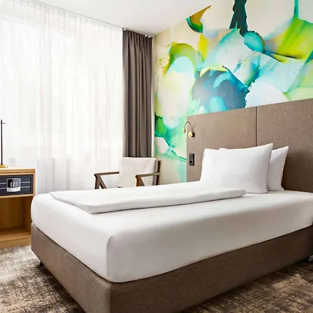 Wyndham Garden Messe Hotel 4*