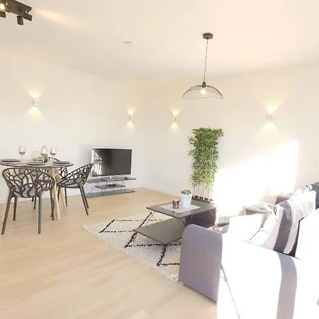Appartamento Amazing, Spacious In Excellent Location