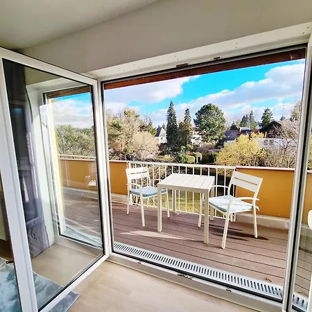 Amazing, Spacious In Excellent Location *